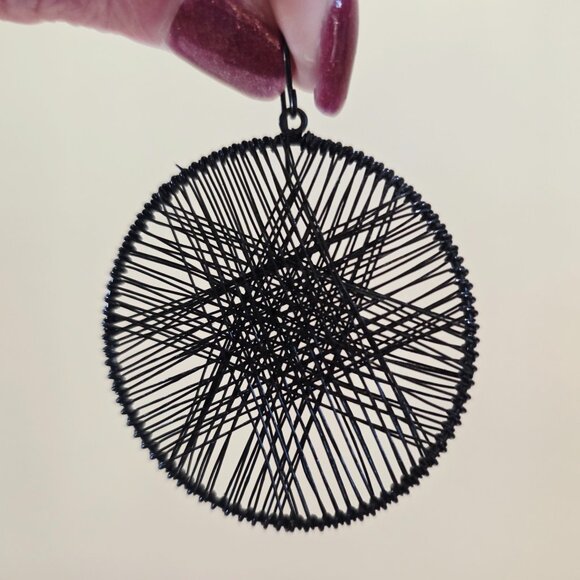 Black Round Woven Star Black Wire Dangle Hoop Pierced French Hook Earrings - Picture 8 of 9